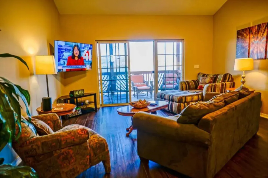Indian Point Penthouse 3bdr Condo