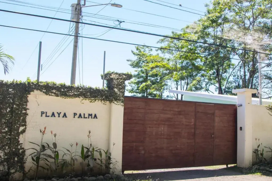 2 Comfortable New Villas Near Pacific, Private Pool With Waterfall!