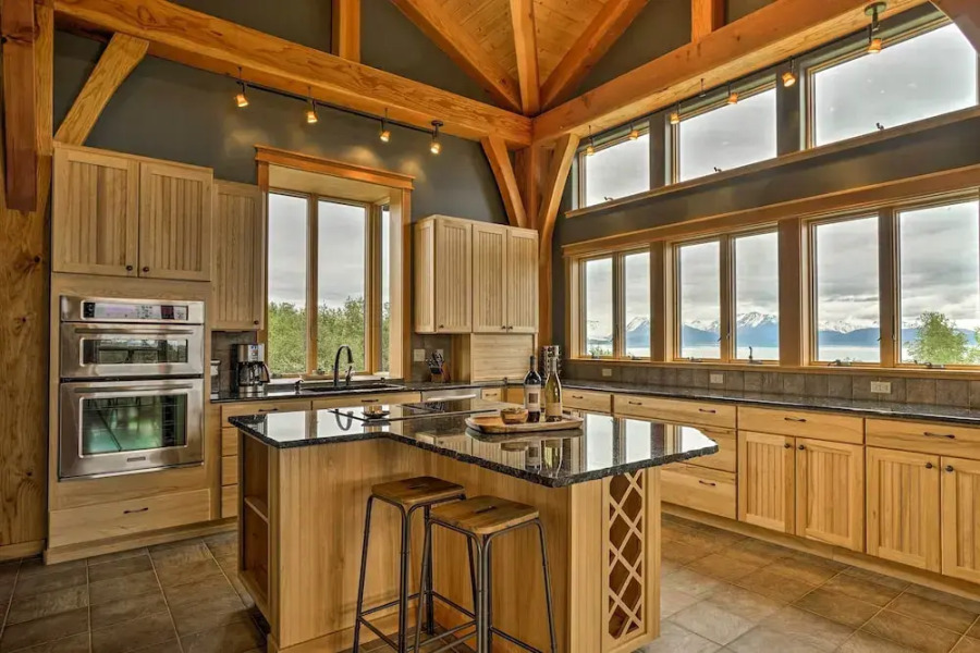 Home w/ Kachemak Bay View - 5 Miles to Downtown!