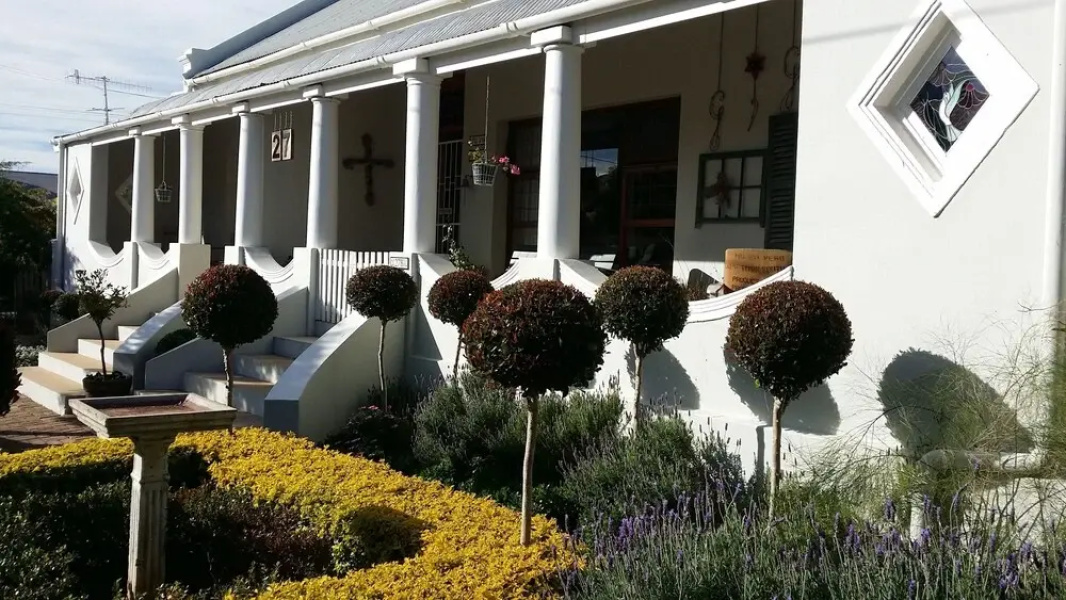 Nostalgia Self Catering Guest House