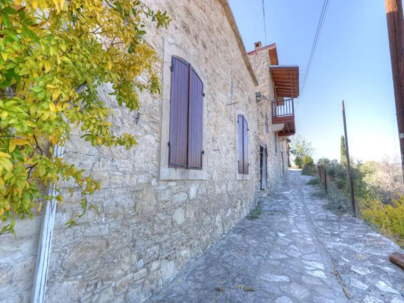 Komi Lofou House by TrulyCyprus