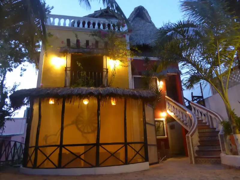 Beachfront Groundfloor Hacienda del Cuyo