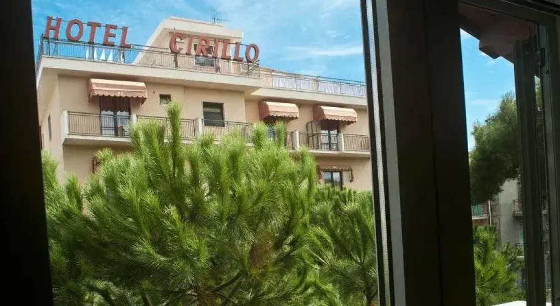 Hotel Cirillo