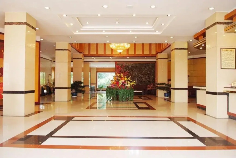 Tianfu Hotel