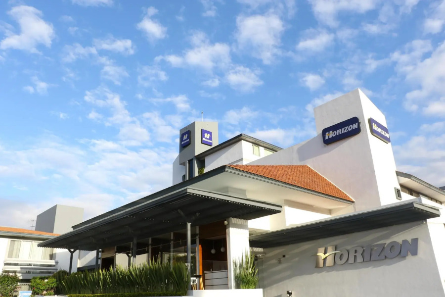 Hotel Horizon and Convention Center