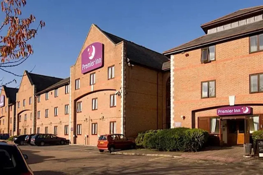 Premier Inn Guildford North - A3