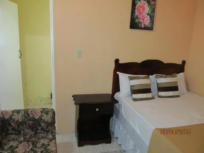 Barefoot Guest House