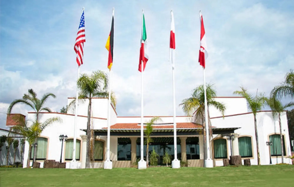 Hotel Ecce Inn & Spa