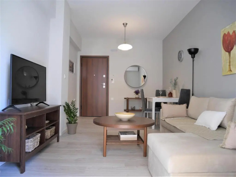 Porto Plaza City Center Apartment AC/Wifi