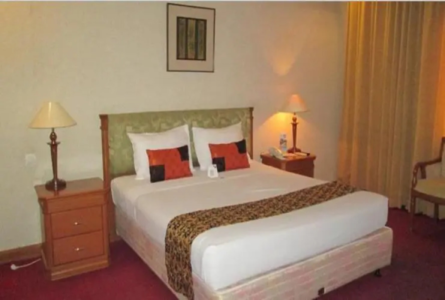 Elty Suites Lesung Batu