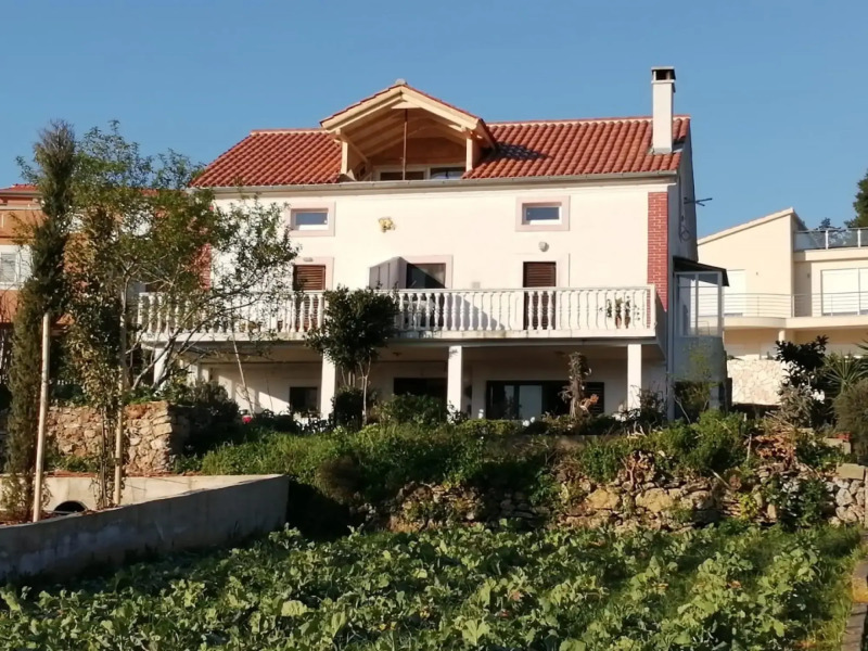 Darka - free parking - A2 Veliki(3+1)