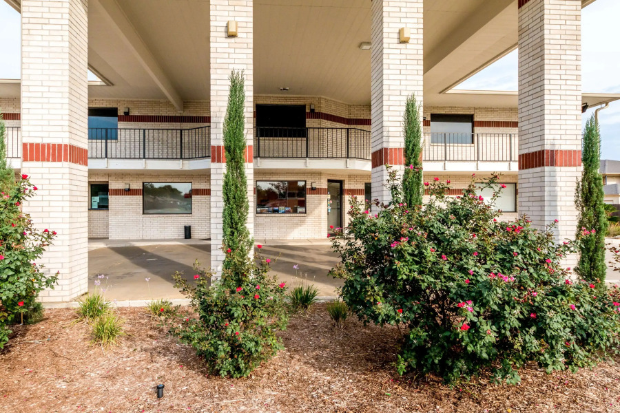 Motel 6 San Antonio, TX - South WW White Rd