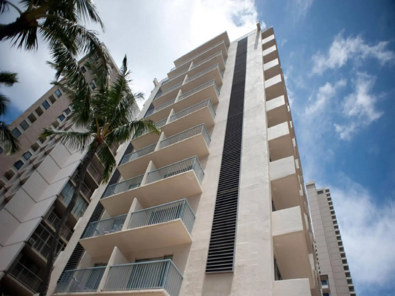 Coconut Waikiki Hotel
