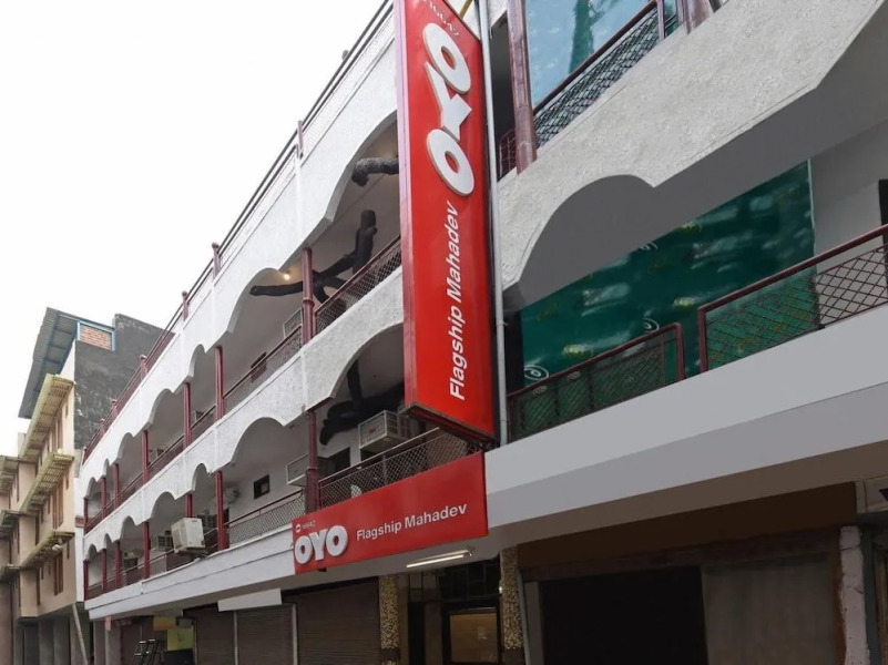OYO 16642 Flagship Hotel Mahadev