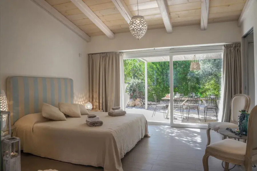 TD Il Vecchio Fienile Outdoor Kitchen with Pool View