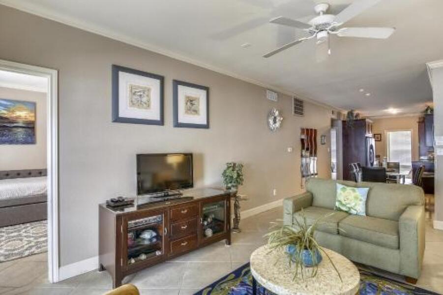 Dawn 228-Vacation on Canvas