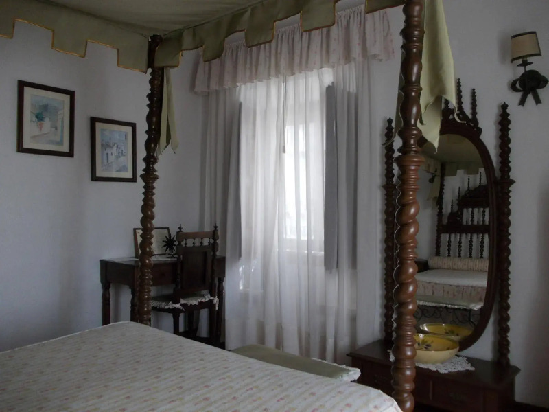 Casa de S. Thiago do Castelo