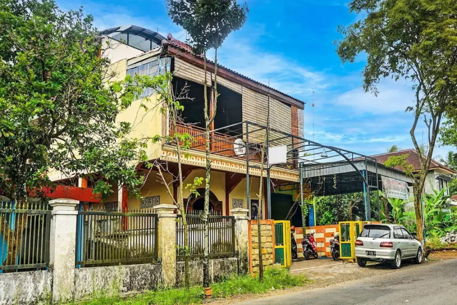 OYO Life 92568 Penginapan Joglo Syariah