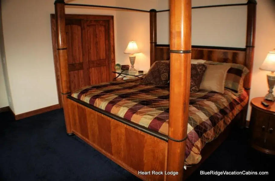 Heart Rock Lodge