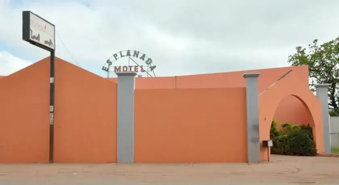 Esplanada Motel (Adult Only)