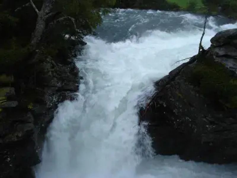 Eidsdal Camping og Feriehus