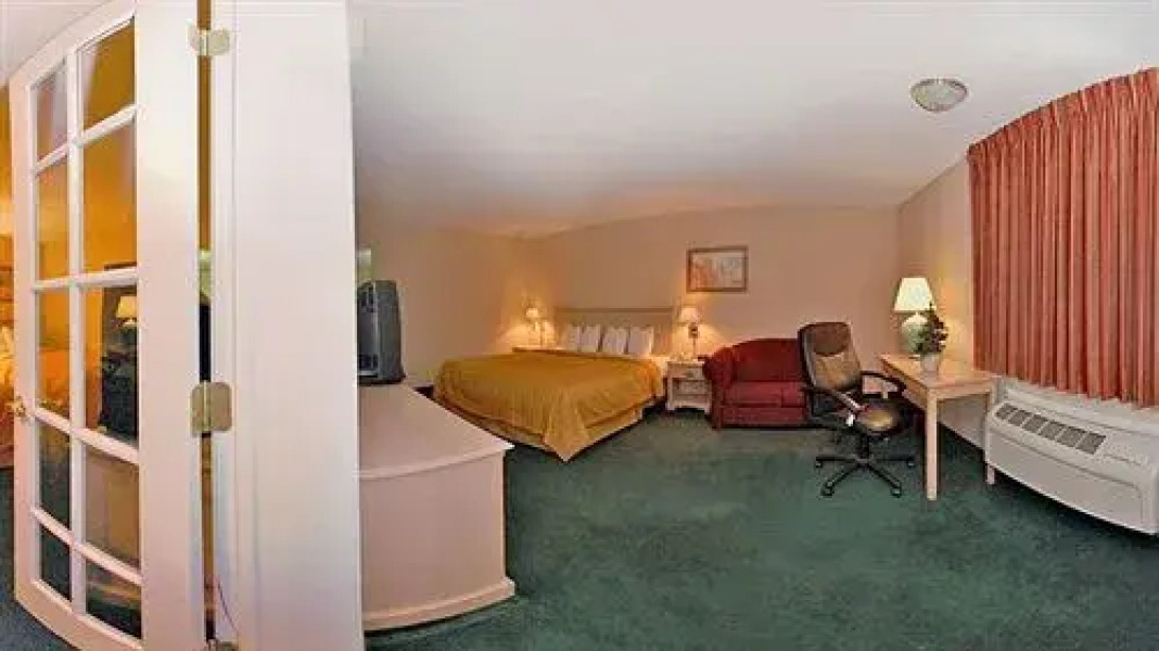 Ramada Hotel East Albuquerque