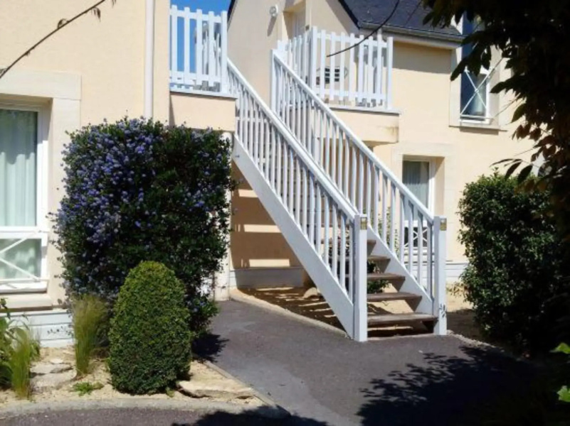 Domaine De Lhostreiere
