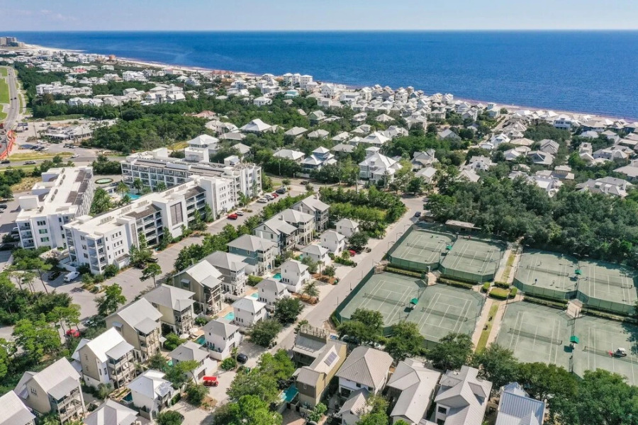 Rolling Dunes - 92 N Winston Lane