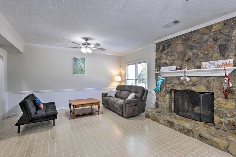 Immaculate Suwanee House w/ Pool & Game Room!