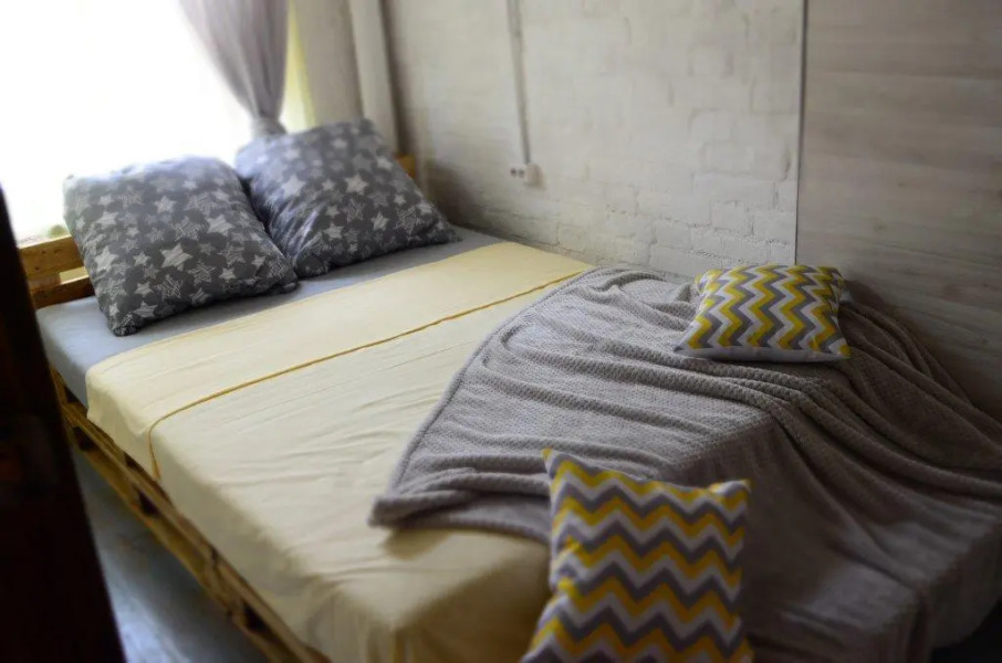 Krasnyij Slon Hostel