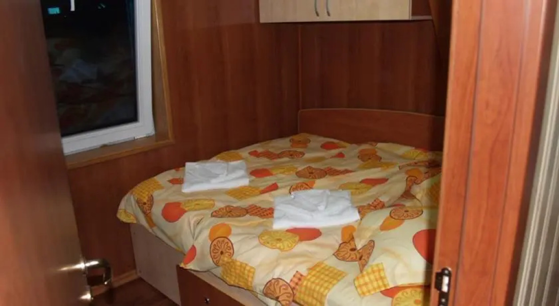 Hotel Plutitor Sitarul