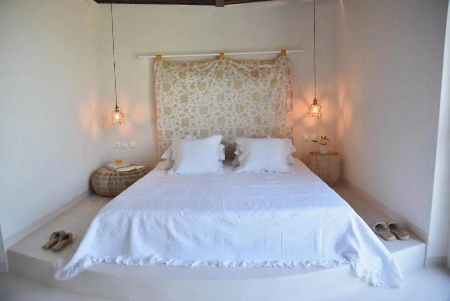 Elefthia Syros Exclusive Suite