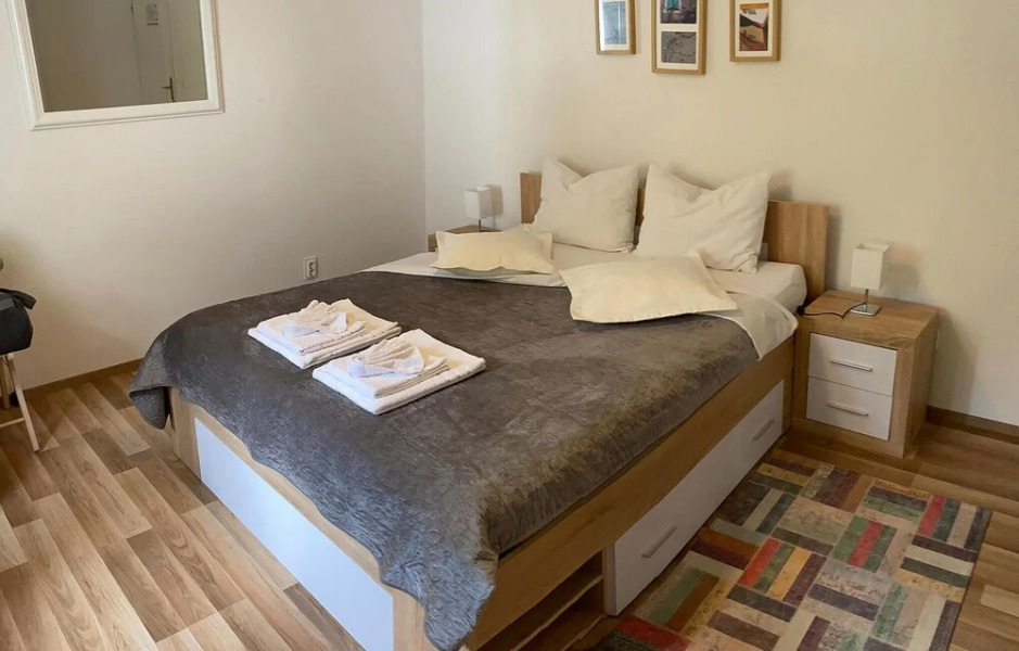 Nice Home in Starigrad With Wifi and 3 Bedrooms