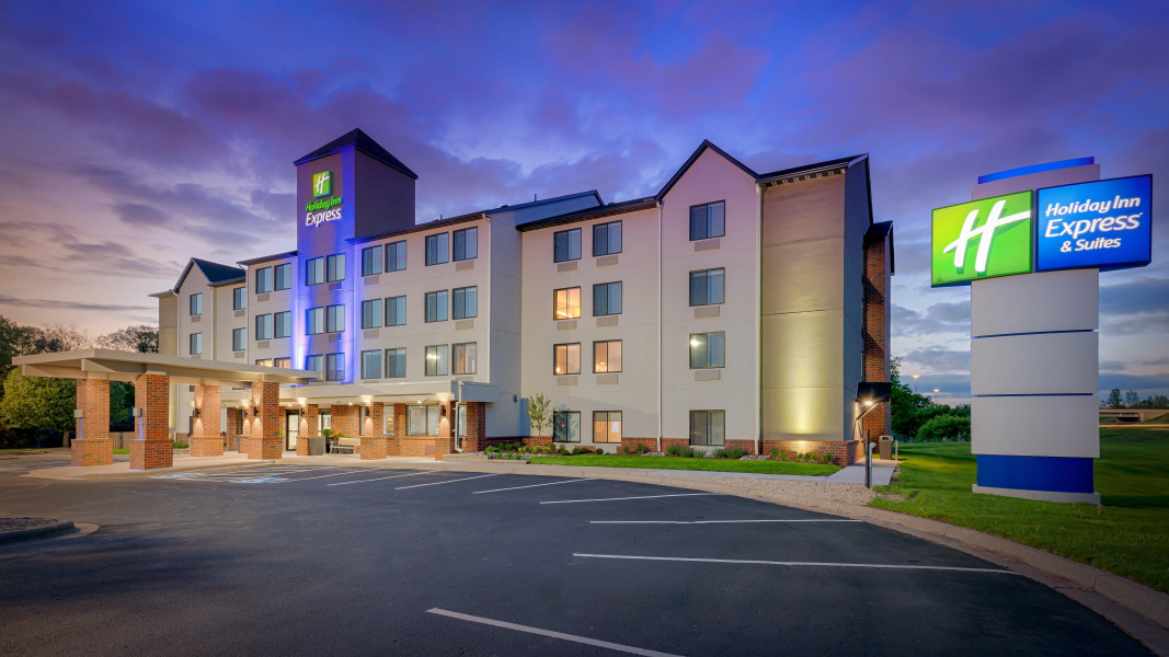 Holiday Inn Express Minneapolis/Coon Rapids/Blaine by IHG