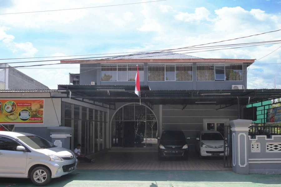 RedDoorz Syariah near RSUD Ainun Habibie Gorontalo