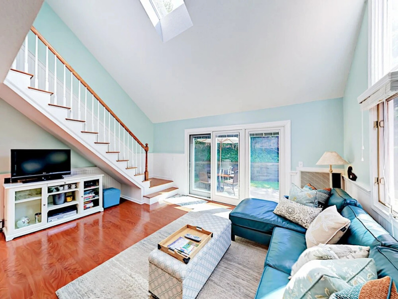 Charming Cape Townhouse by RedAwning