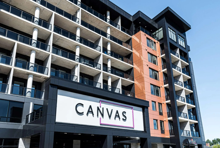 Canvas Moncton, Tapestry Collection by Hilton