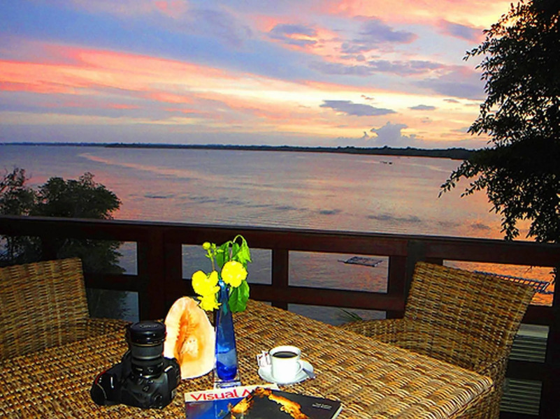 Mesra Sangkulirang Bay