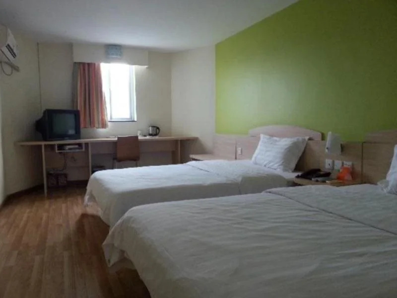 7 Days Inn Shenzhen Dameisha Yantian Zhongying Street