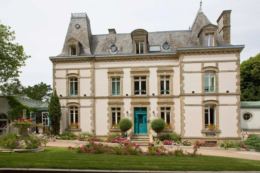 Clos de Vallombreuse, The Originals Relais
