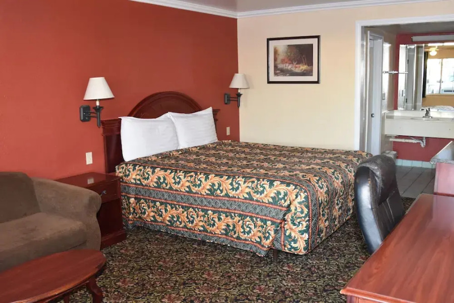 Dynasty Suites Santa Fe Springs