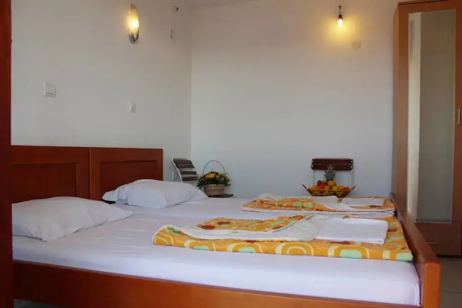 Green Flowers Guesthouse