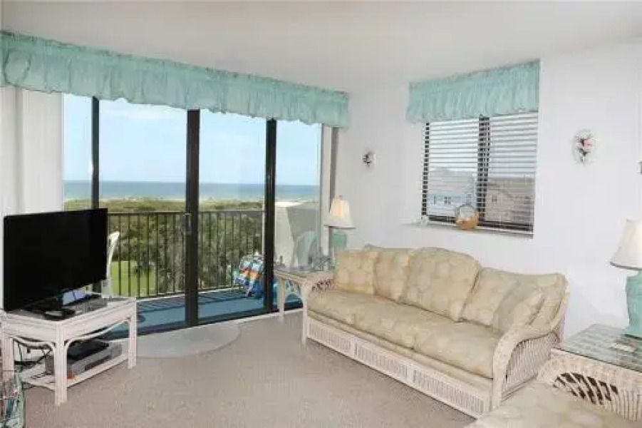 Sands Villa Resort Oceanfront Condo With Pools!