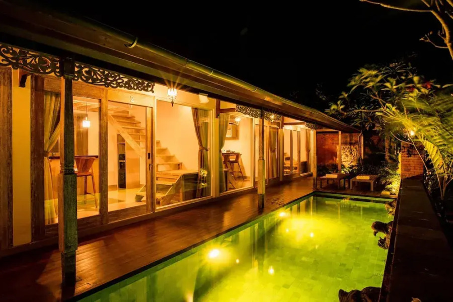 Istha Puri By Dwaraloka