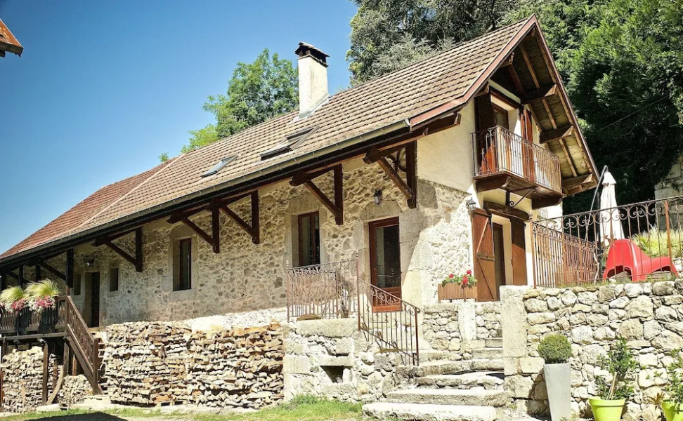 Gîte Les Lodges de la Cascade