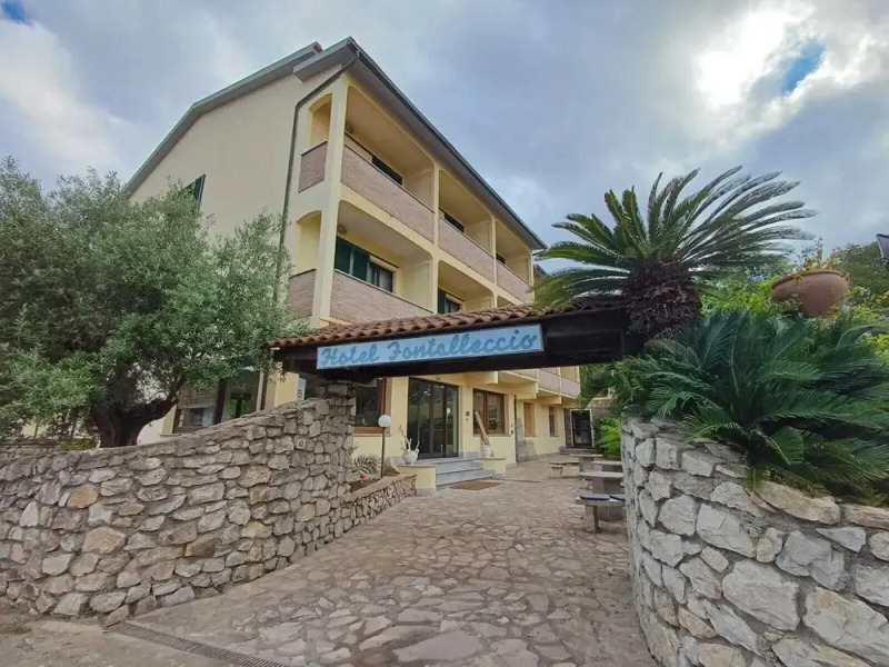 Hotel Fontalleccio