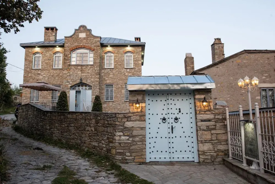 Dandy Villas Nymfaio Snowfairy