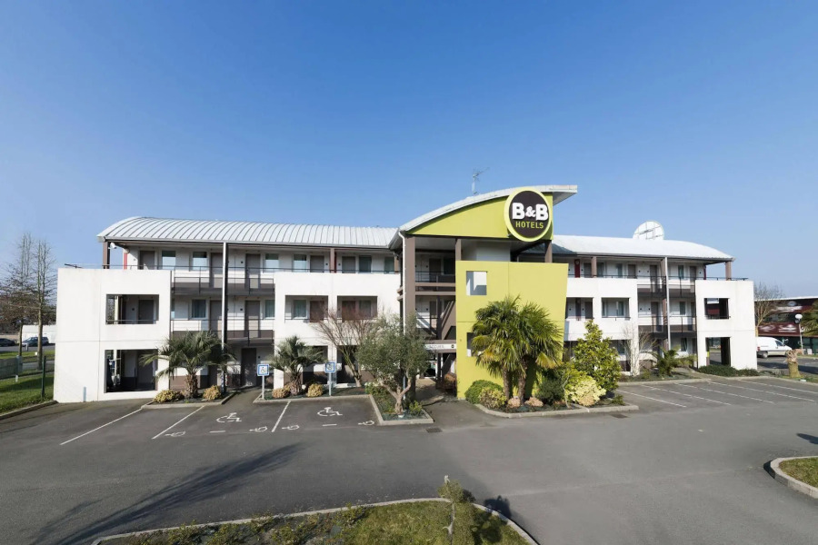 B&B HOTEL Laval Changé