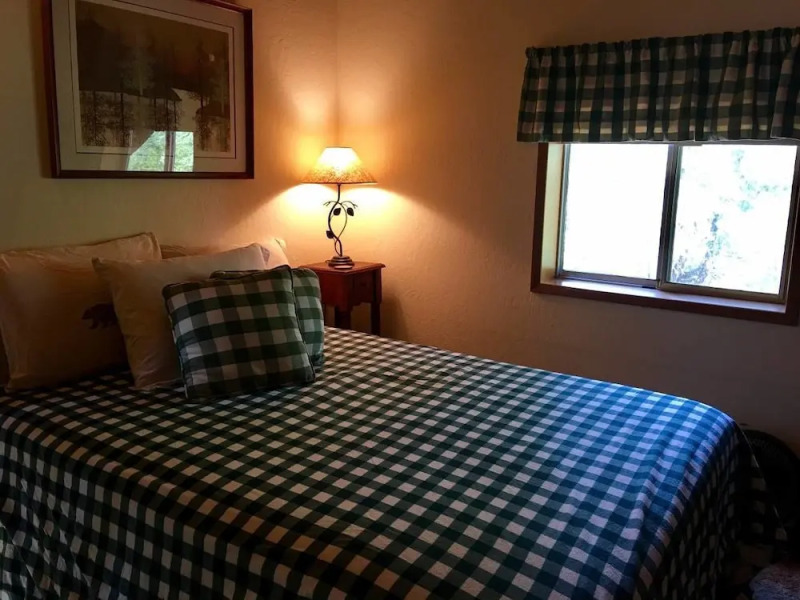 Whispering Pines Cabin Retreat