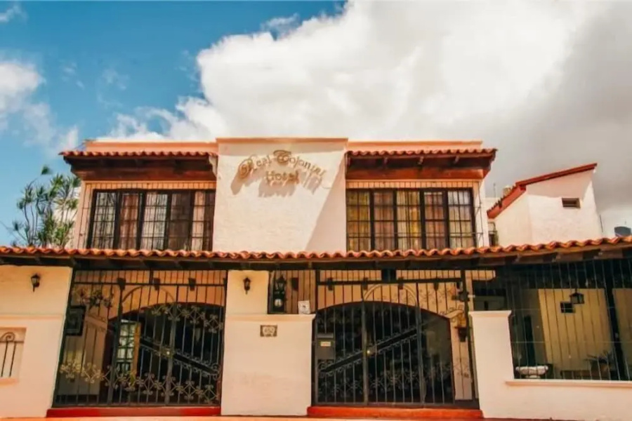 Real Colonial La Casa